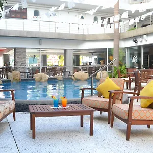 Río Malecón Hotel
